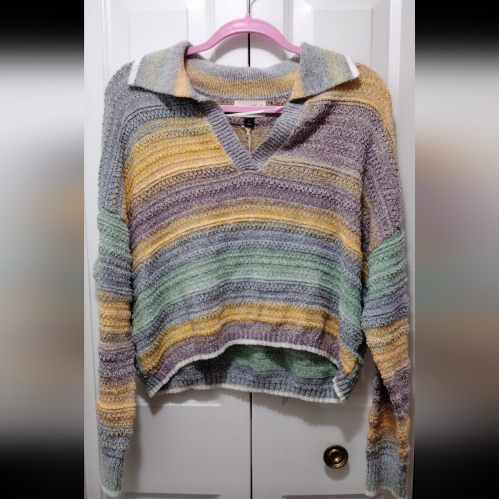 Universal Thread Ombre high-low v neck collared sweater Medium 🆕